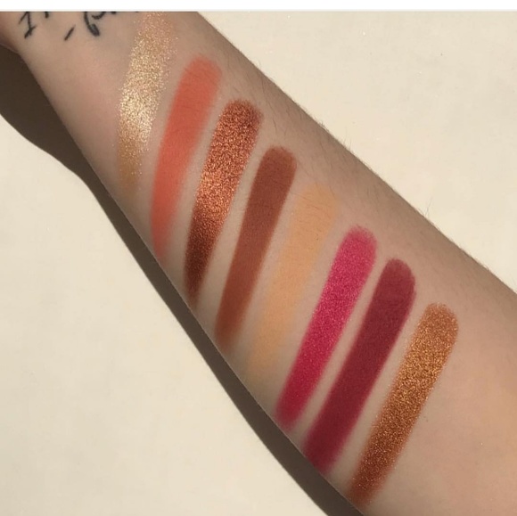 Ace Beaute "Grandiose" Palette - Picture 3 of 7